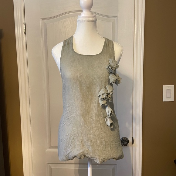 100% Silk Halter Tie Up Low Back Flowers Made in Italy Small Medium Grey Green - Picture 2 of 9